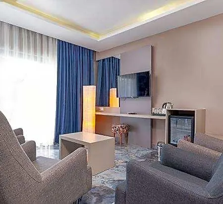 Hotell Feniks Priority Odaonu